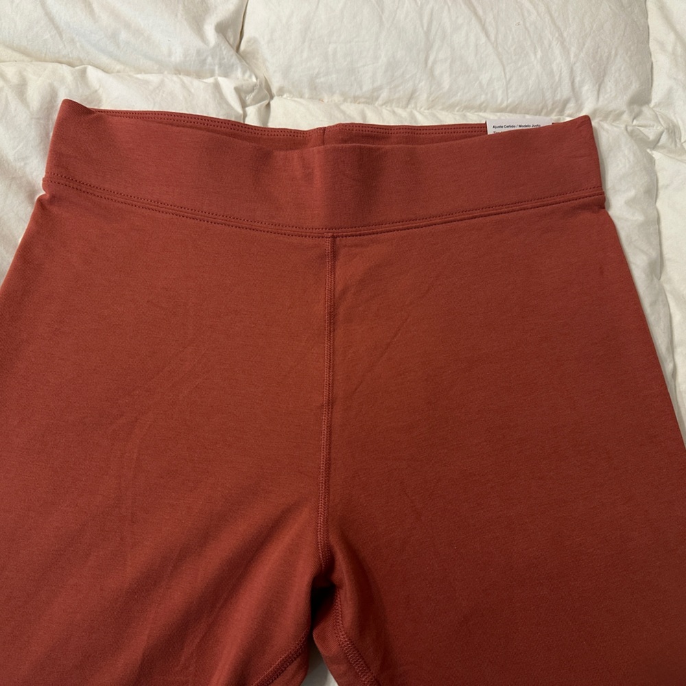 Nike Essential Tight Fit High Rise Full Length Leggings - NWT - Size L - Picture 7 of 16